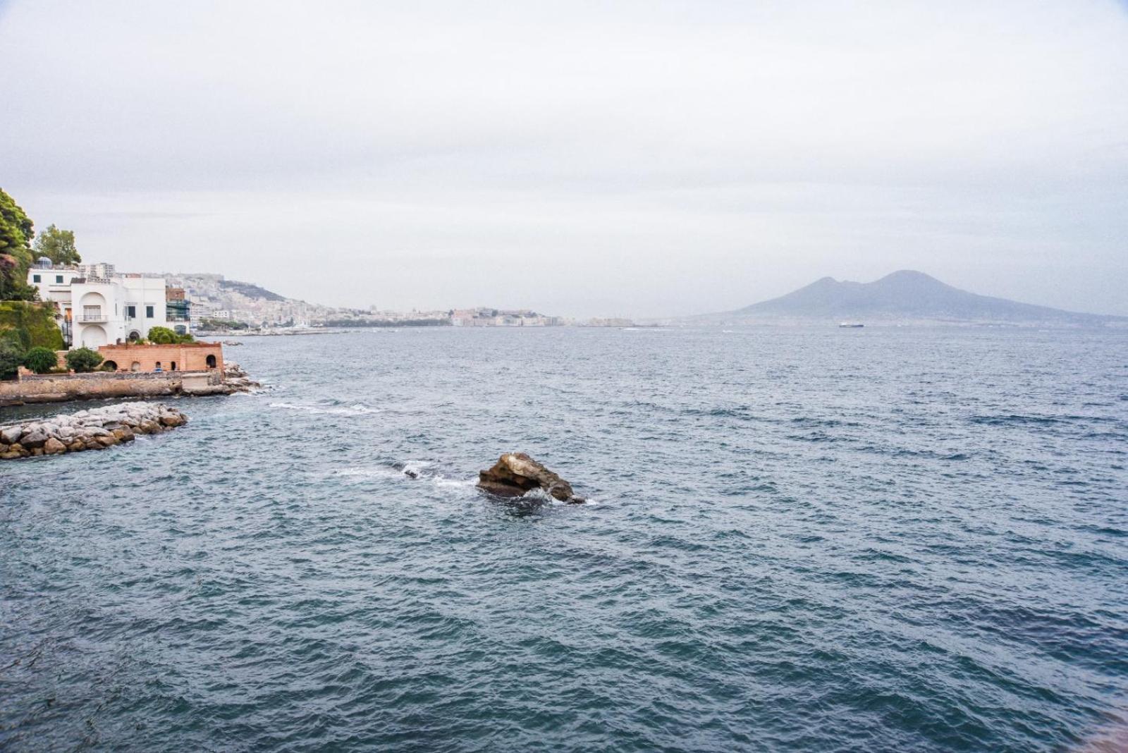 La Casa Sul Mare Apartment Napoli Exterior foto